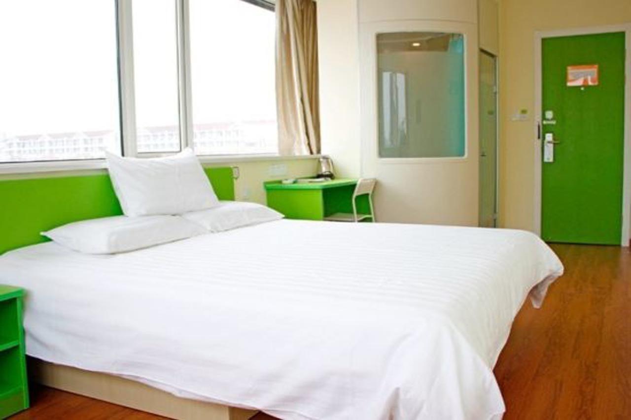 Hotel Hi 2*